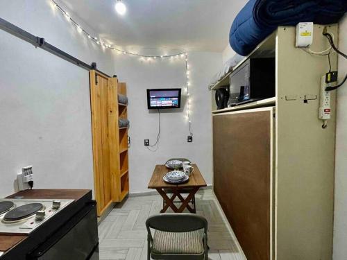 Estudio céntrico con estacionamiento