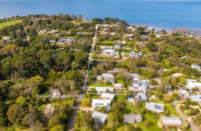 Evening Tide - Beautiful spacious pet friendly home next to the ocean.