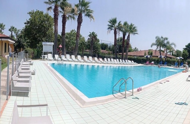 Exclusive 5 Flats inside 4 Stars Resort