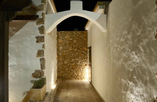 Exclusive residence consisting of 5 apartments with shared pool.