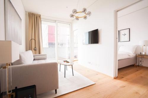 Executive Suite w/Rooftop Pool