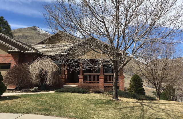 Executive suite with full kitchen