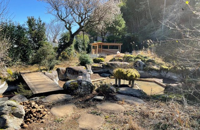 EXP Co Onsen 呼隱撰