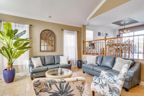 Expansive Tracy Home with Patio and Fire Pit!