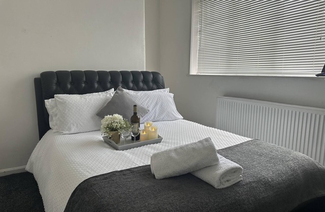 Experience London with Easy