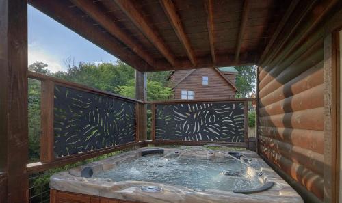 Experience Luxury and Serenity at 3 Little Bears Just Minutes from Top Attractions Private Indoor Pool Hot Tub