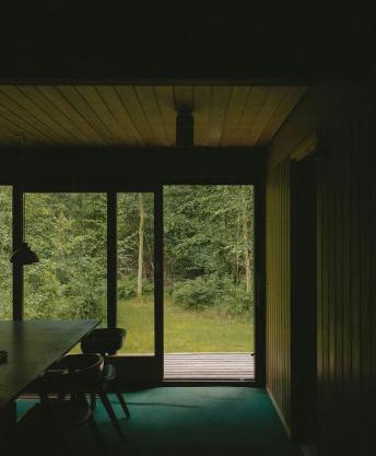 Experience Nature In Architect-Designed Cabin