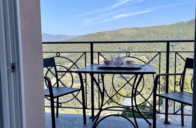 Experience to live the fairy tale of the Principality of Seborga!