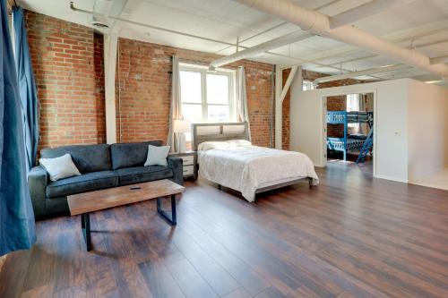Explore Old Market Convenient Omaha Condo