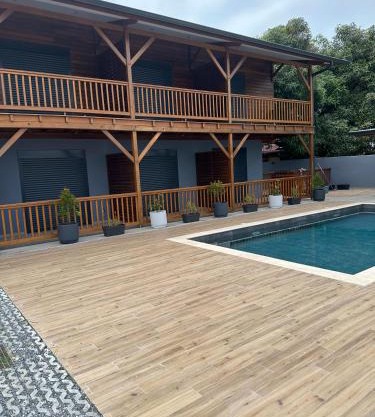 Expt T1 avec piscine a 50 metre de la mer