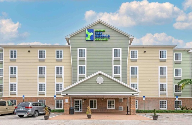 Extended Stay America Select Suites - Lake Worth
