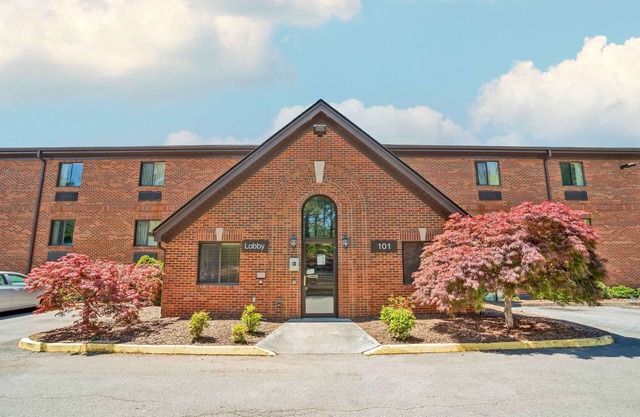 Extended Stay America Select Suites Birmingham Inverness