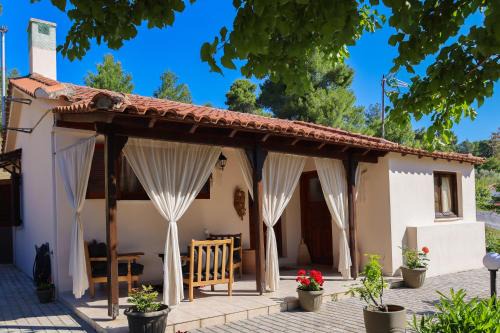 F & B Summer Collection- Skiathos -Maistrali