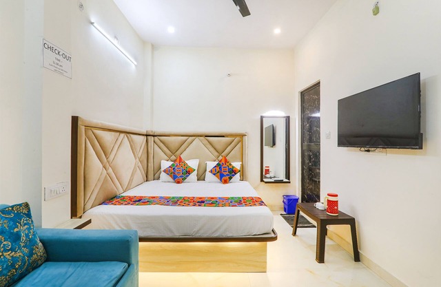 Fabexpress City Inn
