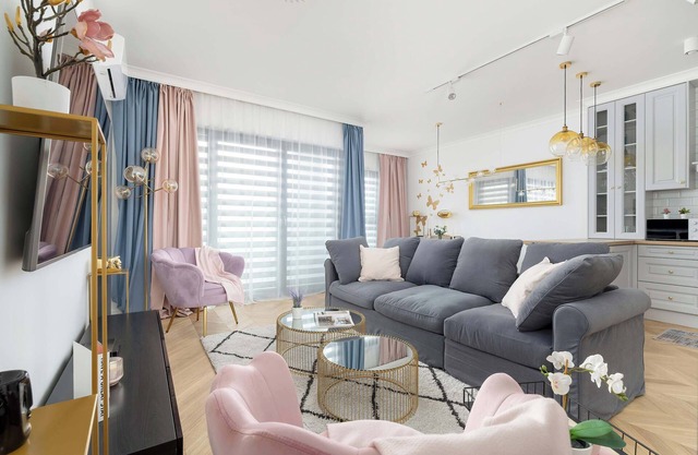 Fabryczna 11 | Two-level Apartment |Sauna |Jacuzzi