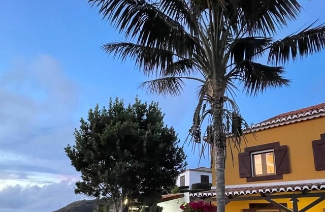 Falcon House. Traditional rustic house