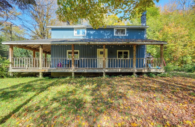 Fall Festival Retreat: Cabin w/Deck & Yard!