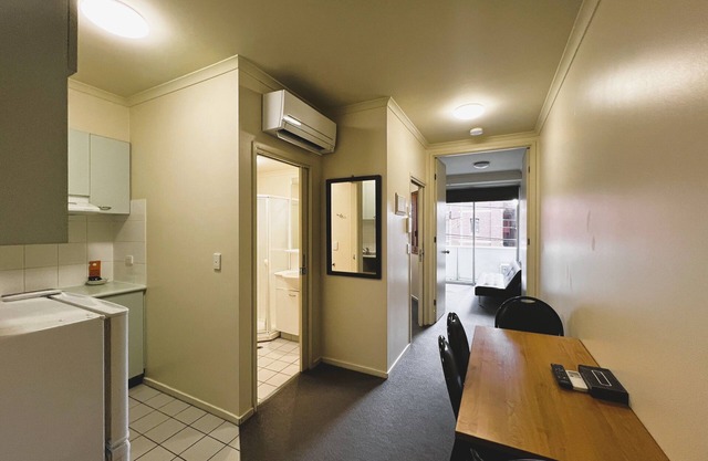 Family-Friendly 2BR Apartment for 5 | Melbourne CBD | Free Wi-Fi