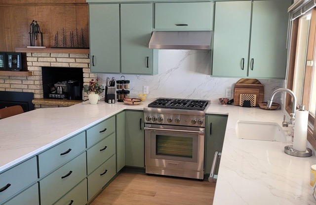 Family Friendly and Cozy Residential Home in Golden Valley