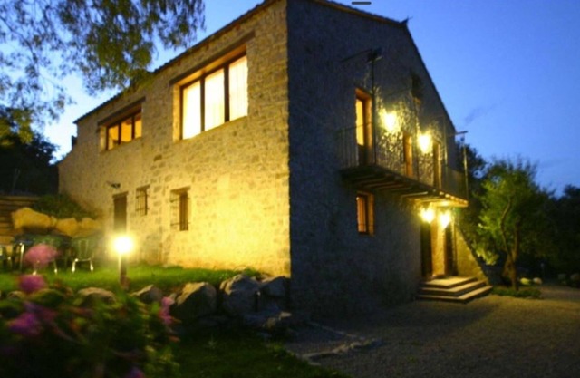 Fantastic rural house "El Bosqueró"