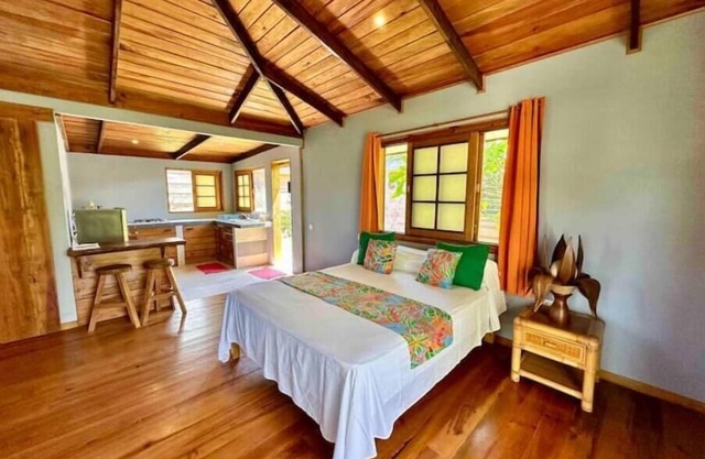 Fare Tau - Accès Direct Plage Blanc Privée