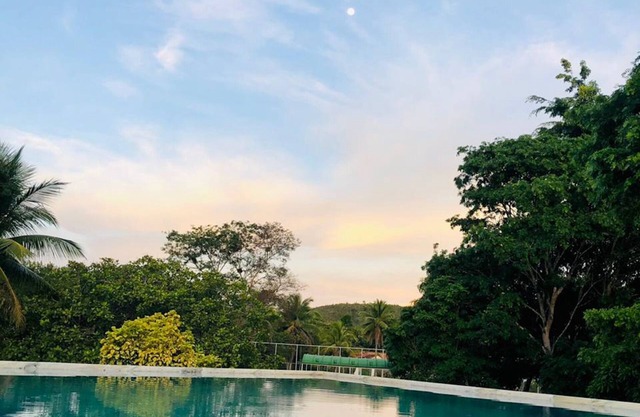 Fazenda Inteira com 5 Suítes, Lazer e Espaço p/Eventos