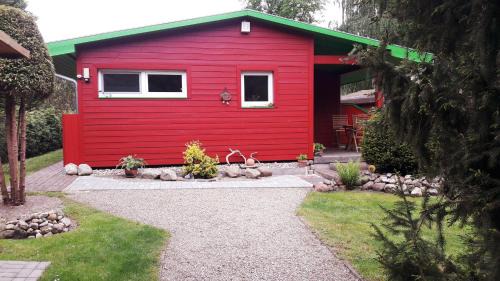 Ferienwohnung am Malchiner See mit Boot und Kanu