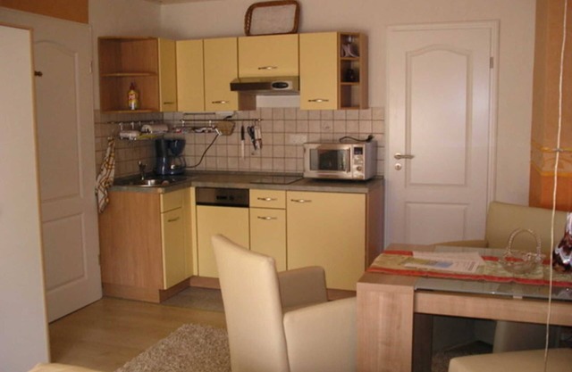 Fewo 3 - holiday home To Hus WE143