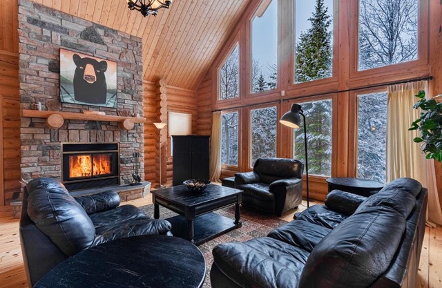 Fiddler Lake Resort Chalet 16 Cerf