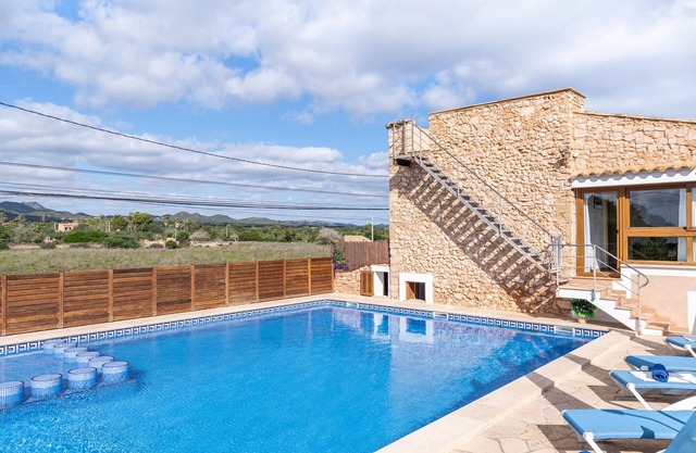 Finca "Can Jeroni" with Private Terraces, Private Pool & Wi-Fi