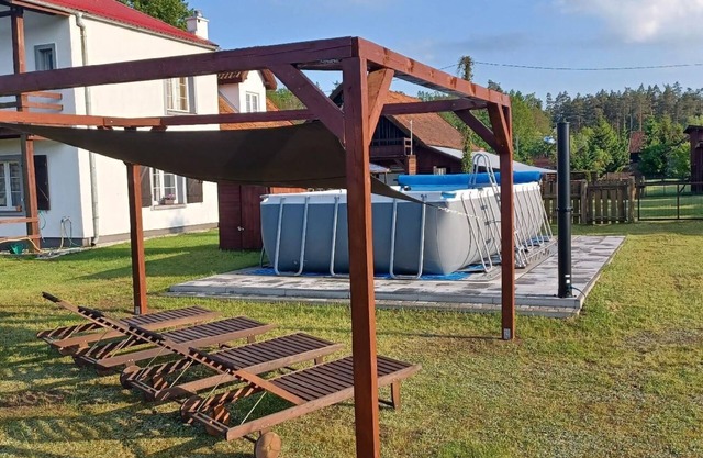 First-floor flat with open-plan living area