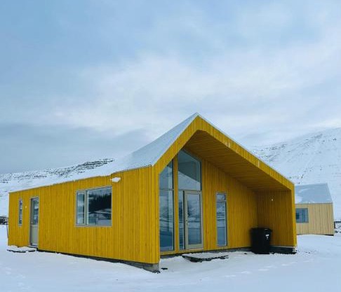 Fisk Club Cottages - Captain's house