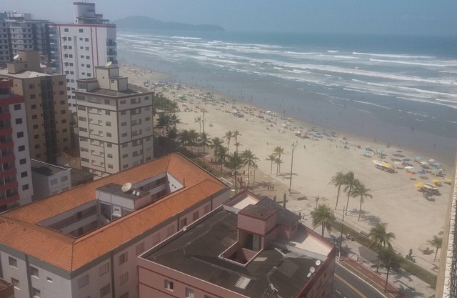 FIT 15m FROM THE BEACH, WITH PRIVILEGED VIEW OF THE SEA ON THE 13TH FLOOR