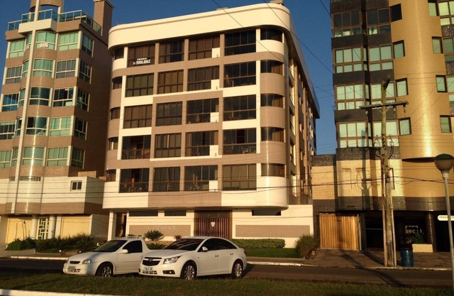 Fit. facing the sea, 2 bedrooms with 1 suite, barbecue and garage