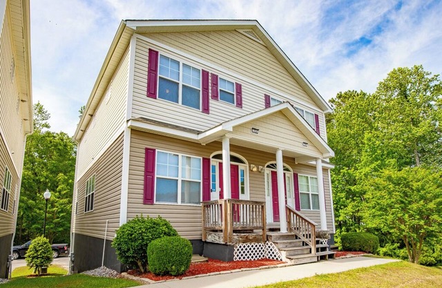 Five-Minutes Flyover Cherry Point NC