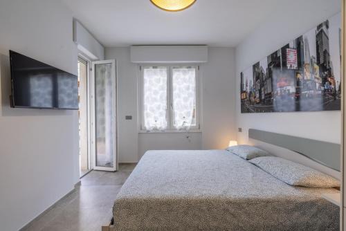 FIVE MINUTES WALK by Wonderful Italy