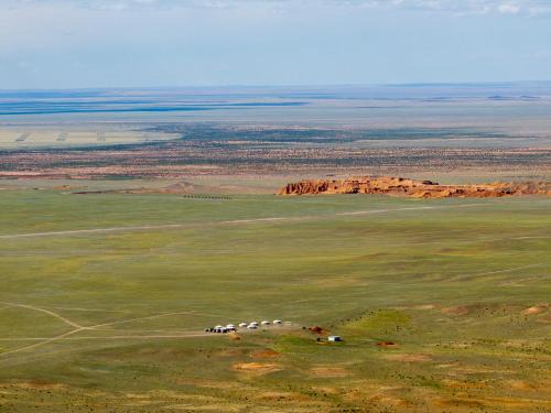 Flaming Cliffs Ger Camp