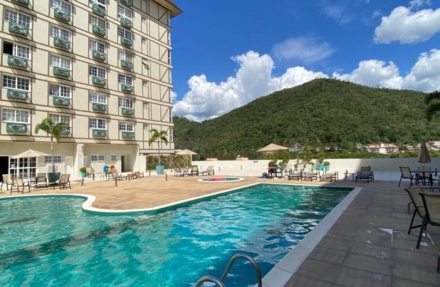 Flat 217 Granja Brasil - Com Piscina Em Itaipava