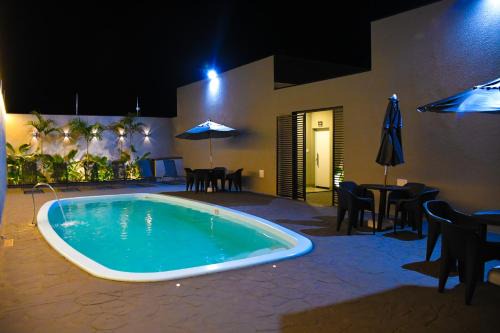 Flat Holanda Piscina e Conforto