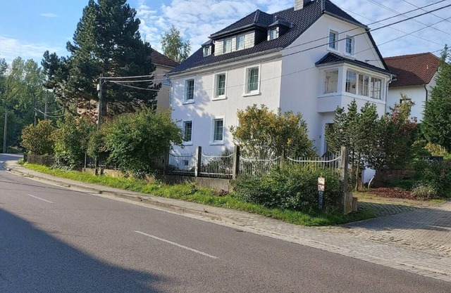 Flat in Hänichen with garden