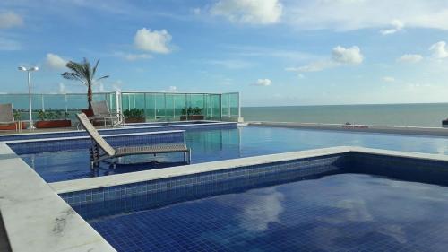 Flat praia Bessa conforto localização e seguro