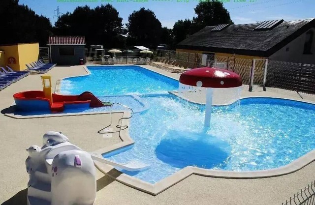 Flower Camping Vitamin * - Mobile home Comfort 26m2 (2 bedrooms) + TV + Terrace + BBQ 4 persons