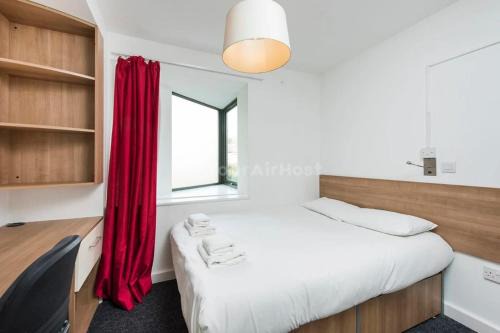 For Students Only Spacious Studios at AXO Camden in London