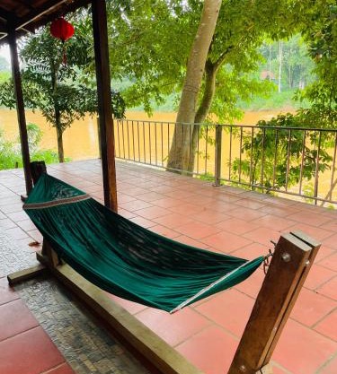 Forest Side Ecolodge