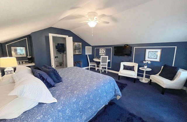 Fortunata Winery Villa #6, Private Loft-Style Stay