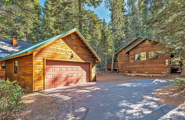 Four Bears Lodge by Tahoe Mountain Properties