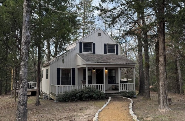 Fox Creek - Secluded Cabin with Hot Tub - New Owner!