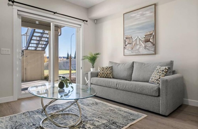 FREE Banff Pass, Cozy Guest Suite, Covered Patio