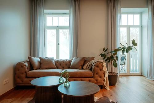 Freinholdi Maja külaliskorter 2 - balcony and SAUNA