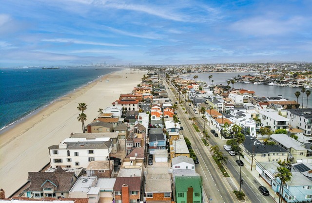 Freshly remodeled beach getaway, steps to the sand